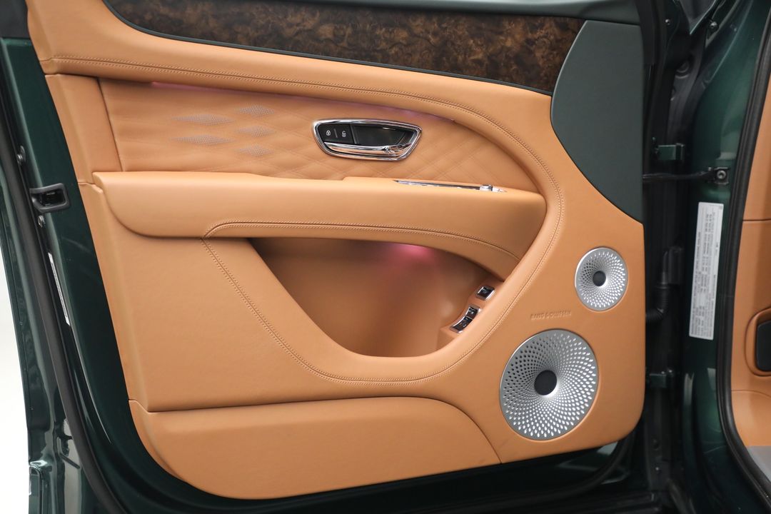 2025 Bentley Bentayga