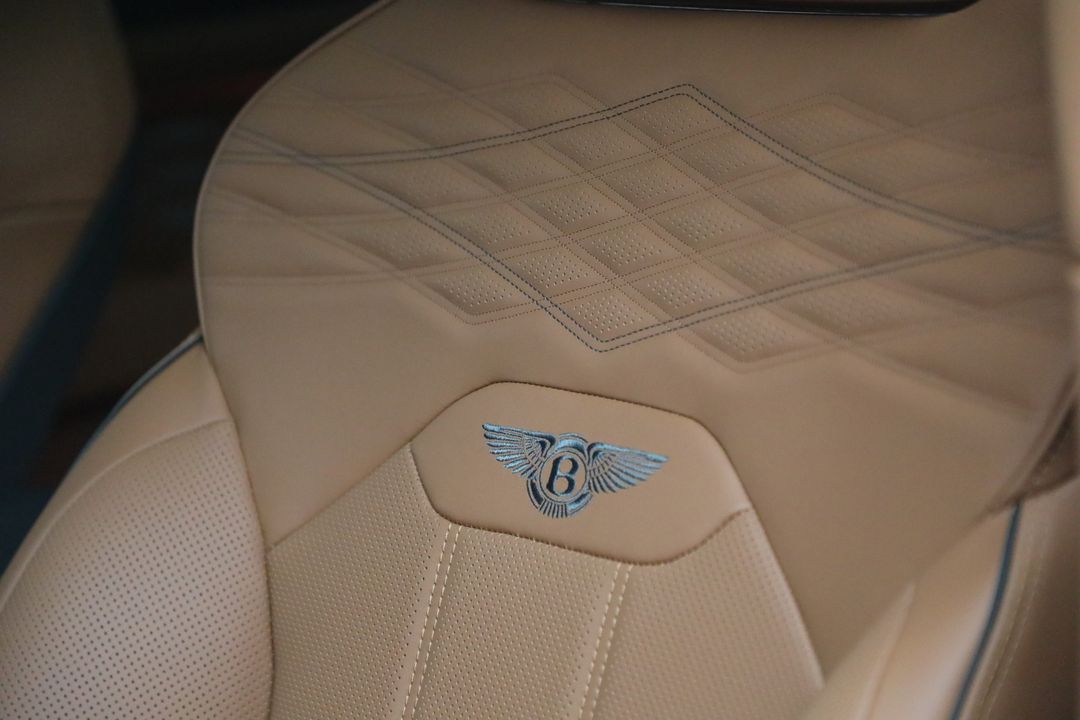 2025 Bentley Bentayga