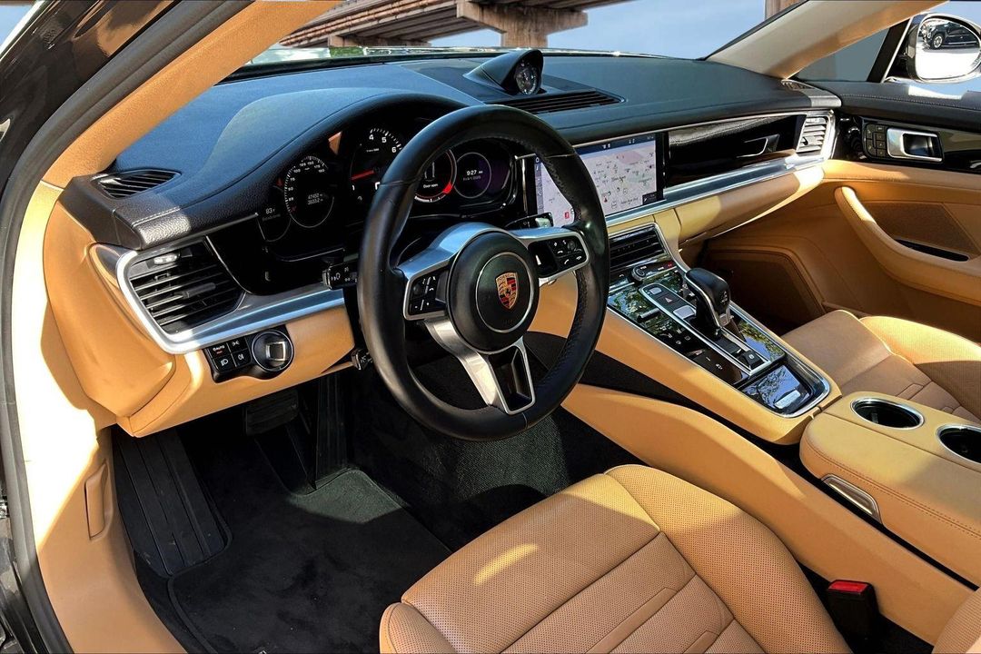 2018 Porsche Panamera