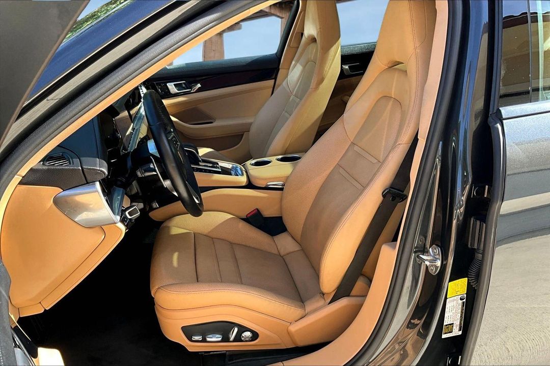 2018 Porsche Panamera