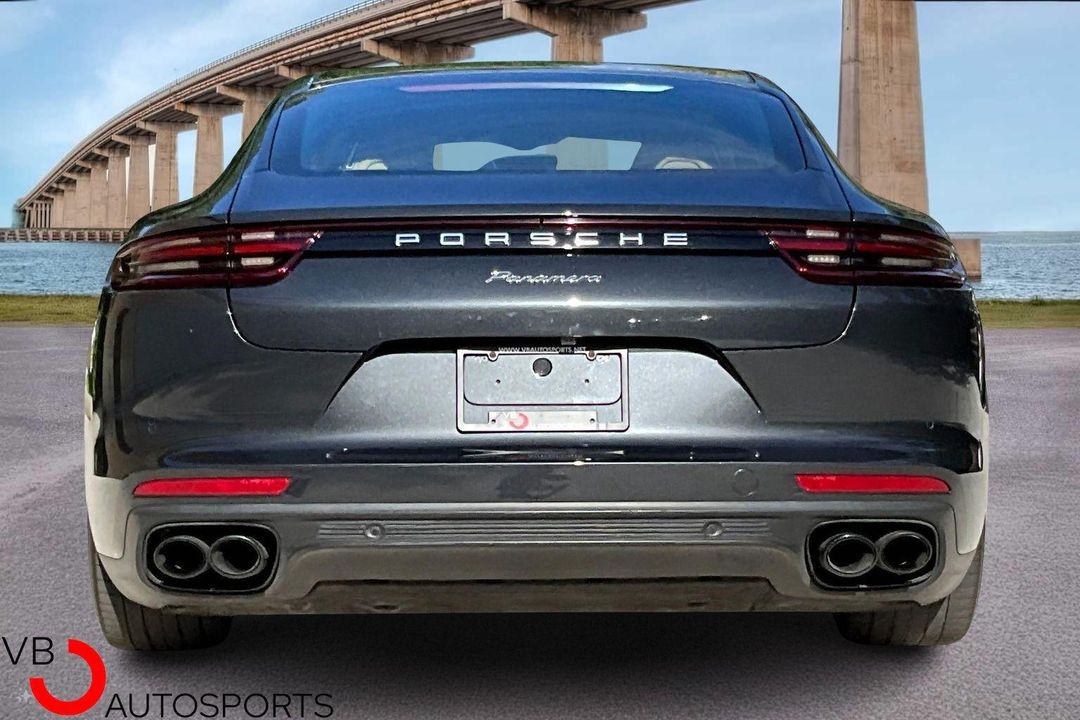 2018 Porsche Panamera