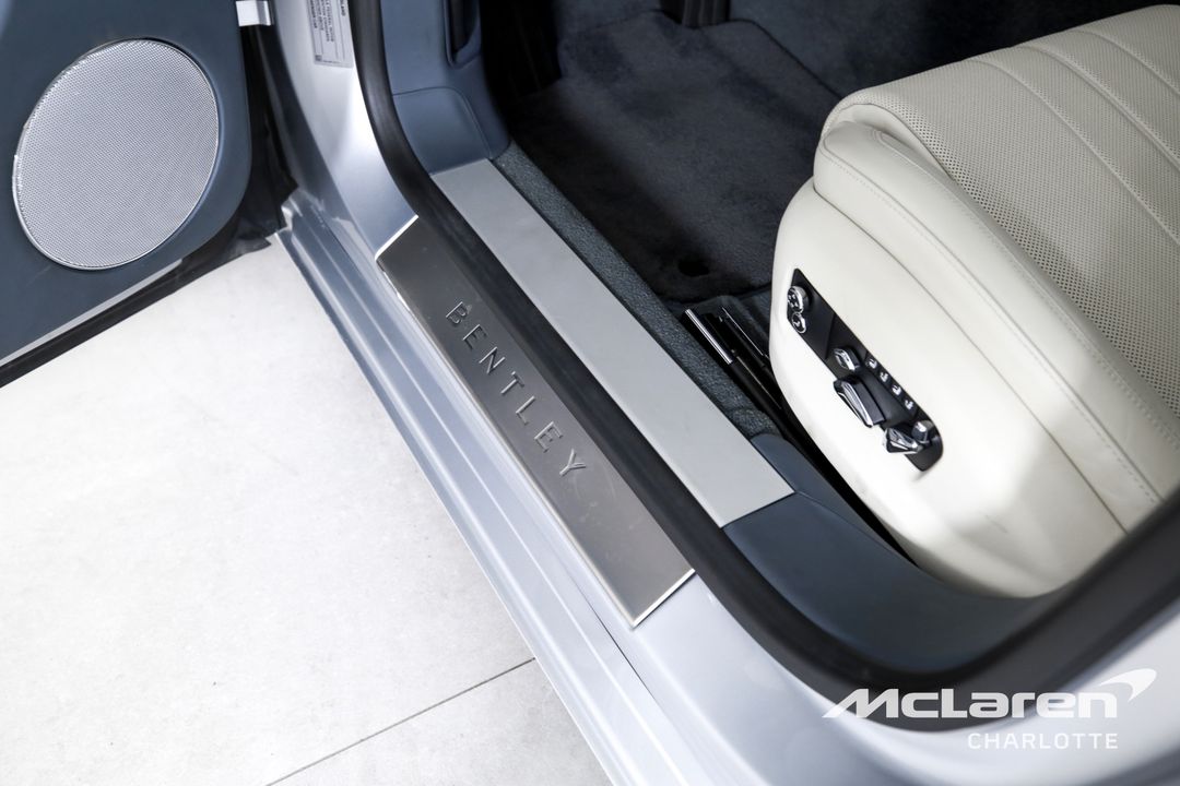 2023 Bentley Flying Spur