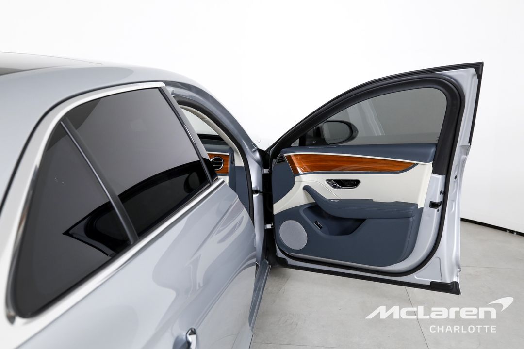 2023 Bentley Flying Spur