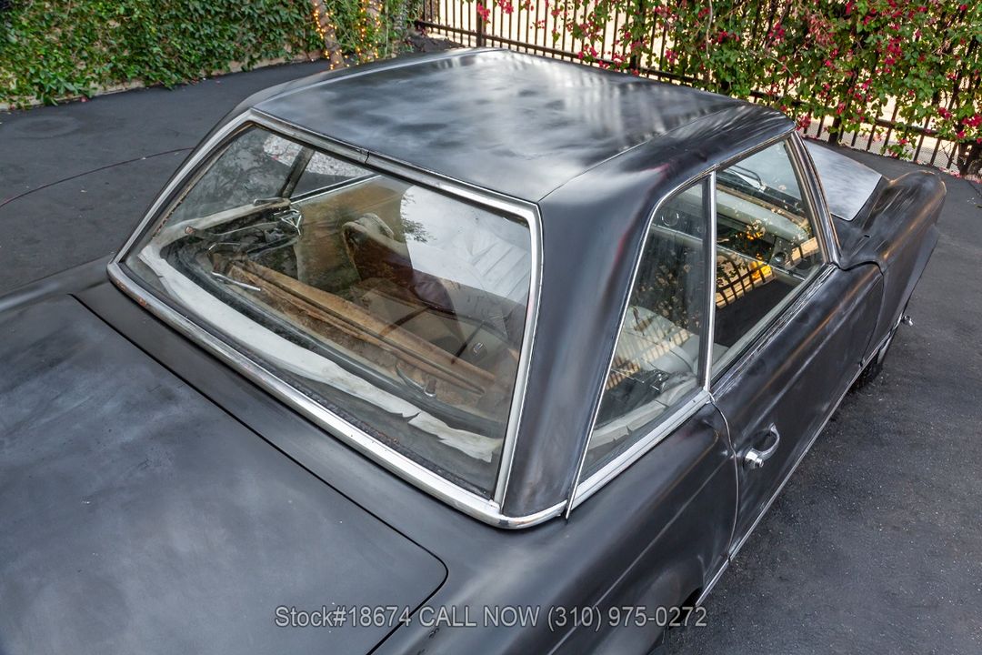 1966 Mercedes-Benz 230SL