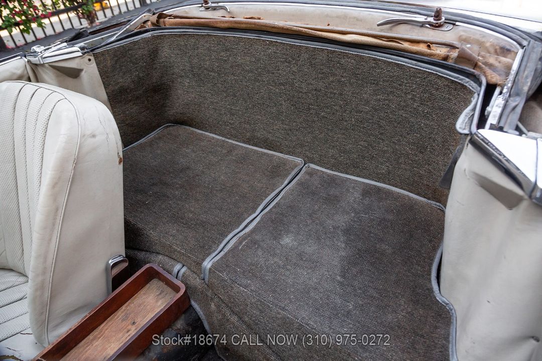 1966 Mercedes-Benz 230SL