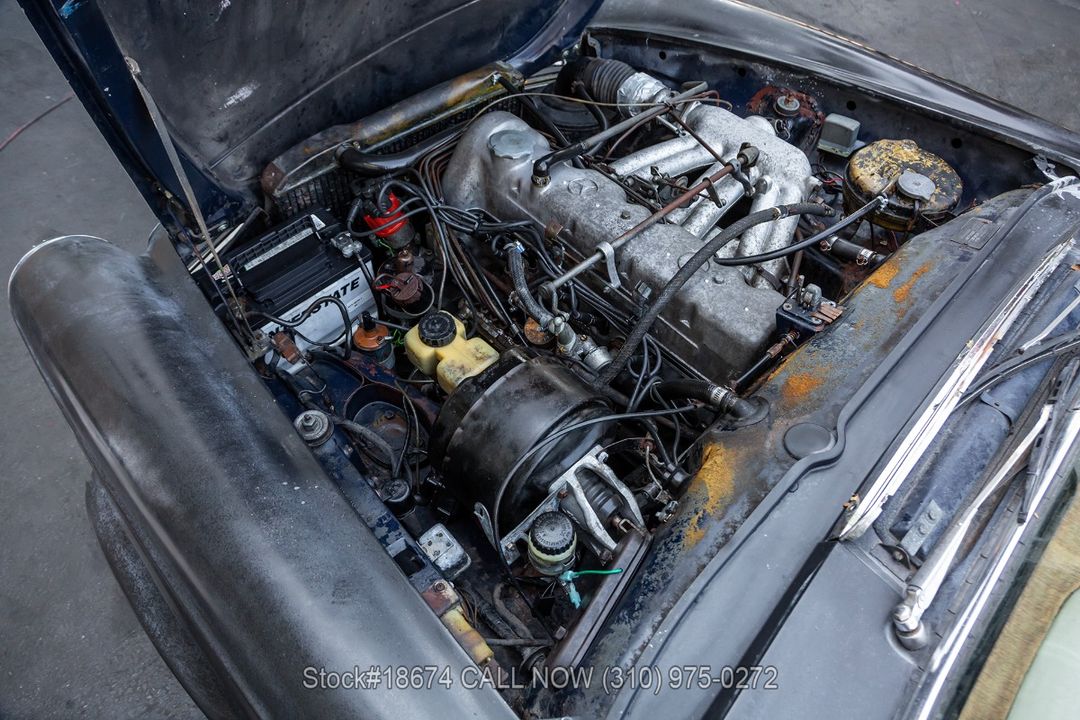 1966 Mercedes-Benz 230SL