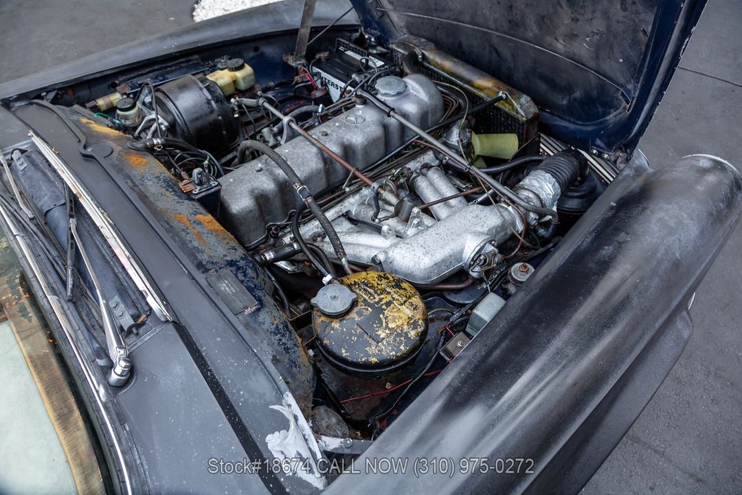 1966 Mercedes-Benz 230SL