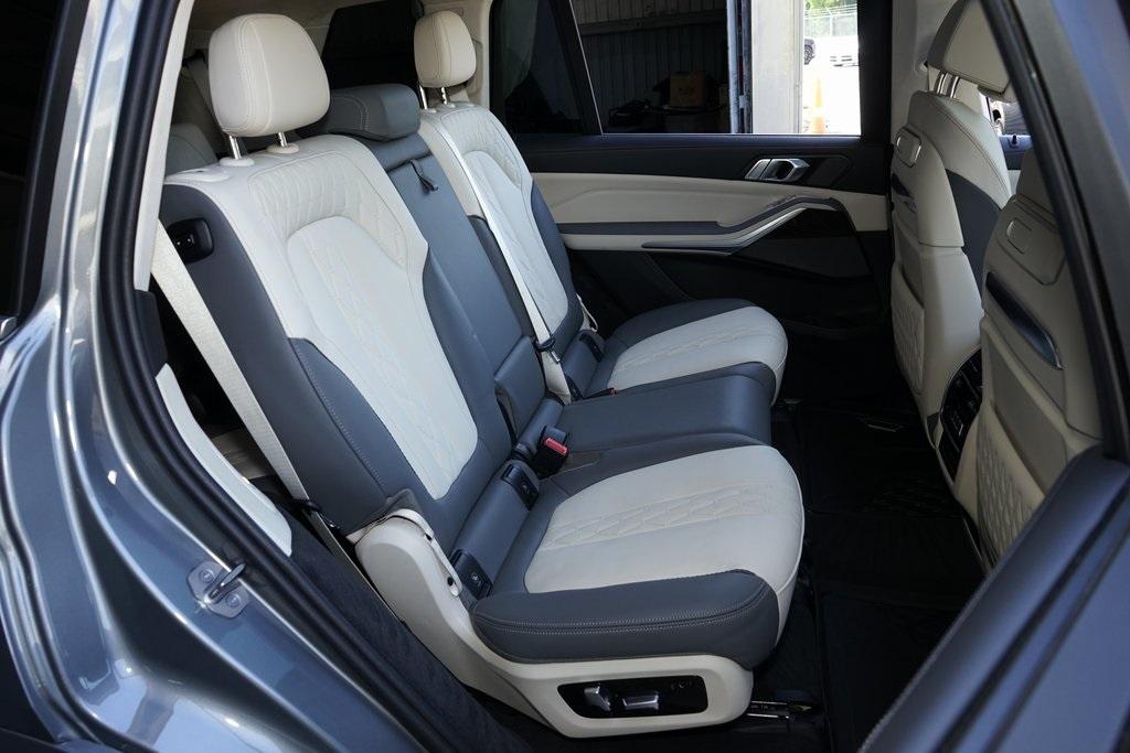 2024 BMW X7