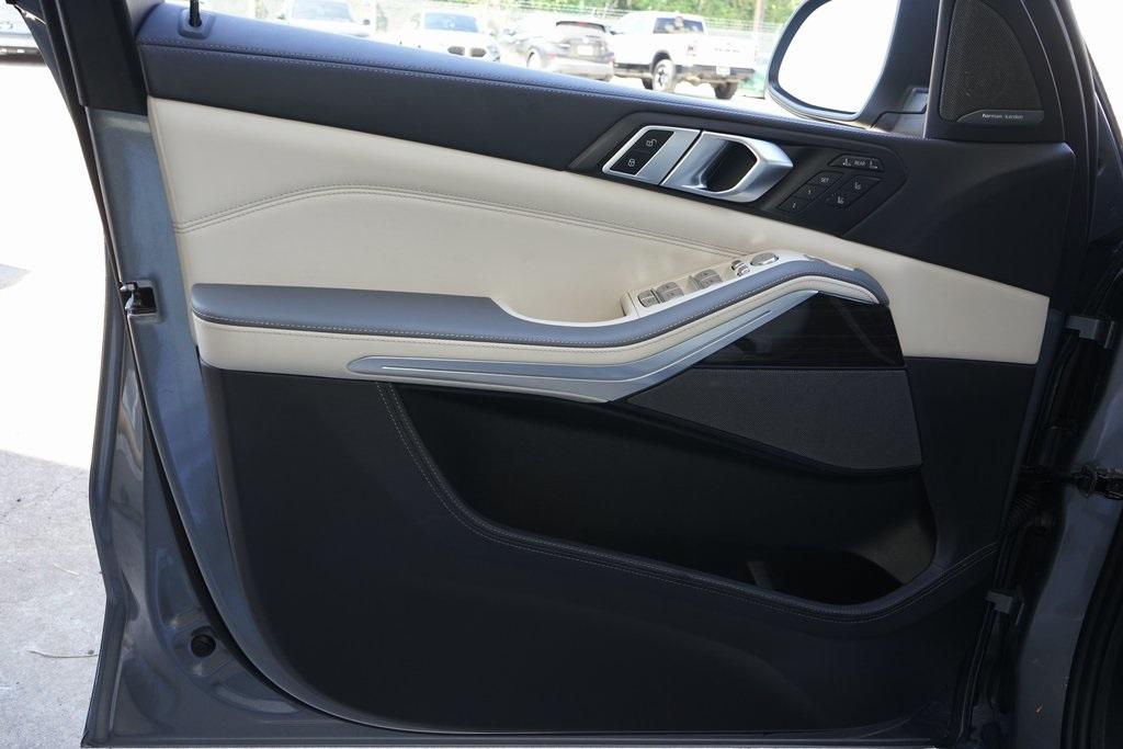2024 BMW X7
