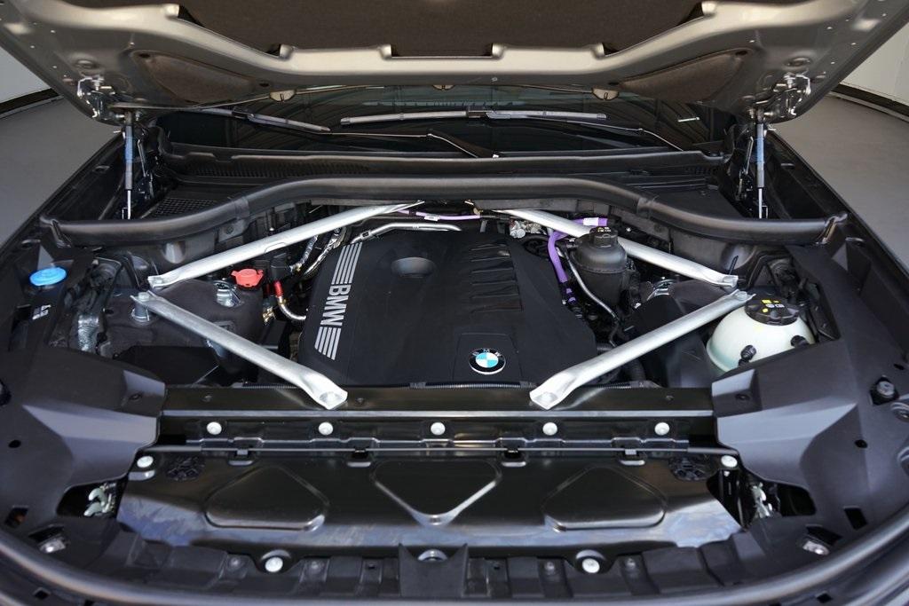 2024 BMW X7