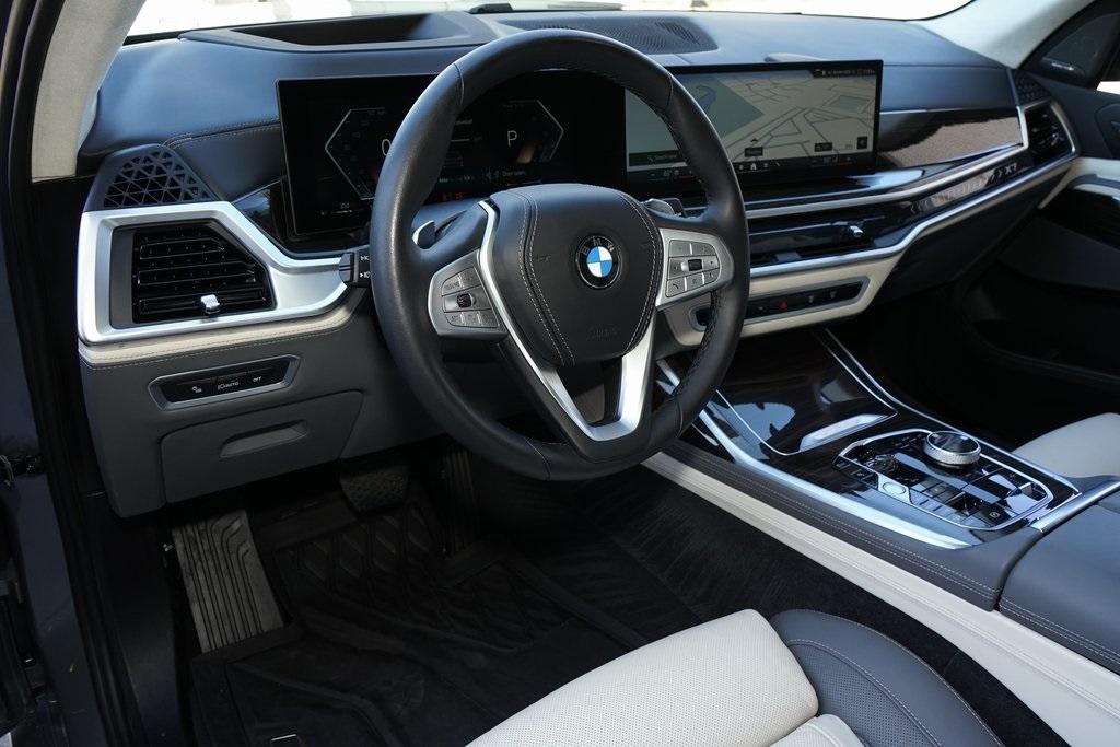 2024 BMW X7