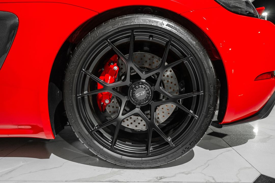 2024 Porsche 718 Cayman