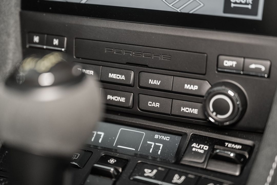 2024 Porsche 718 Cayman