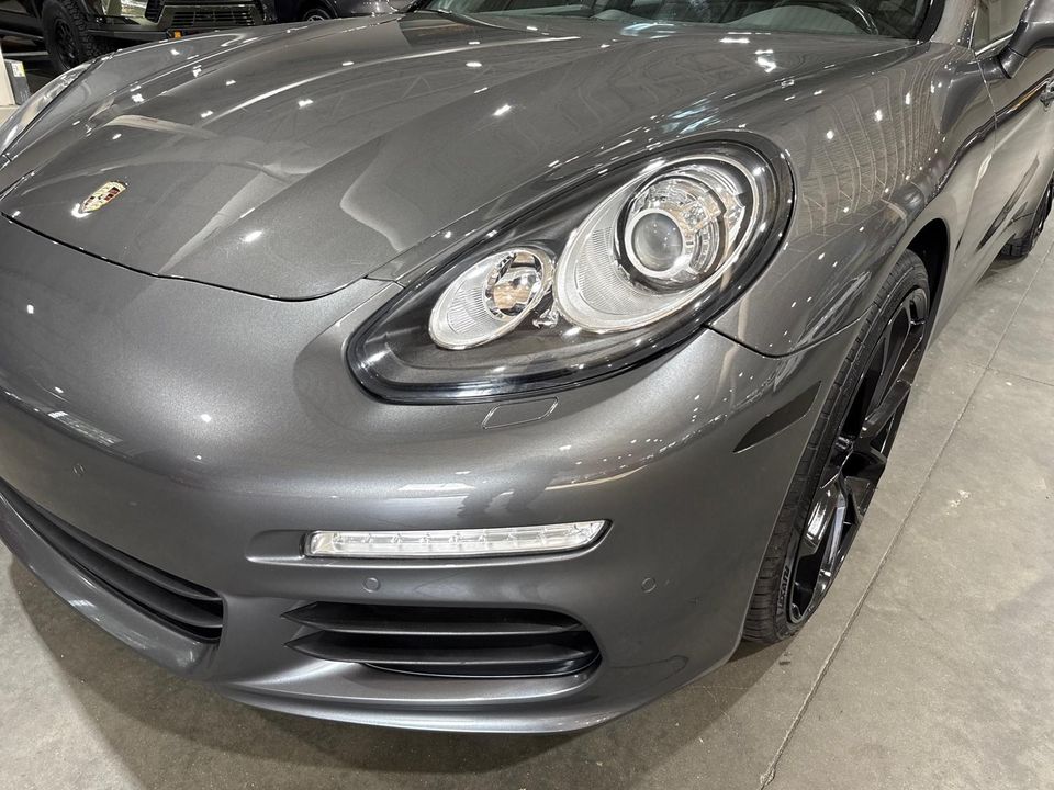 2014 Porsche Panamera