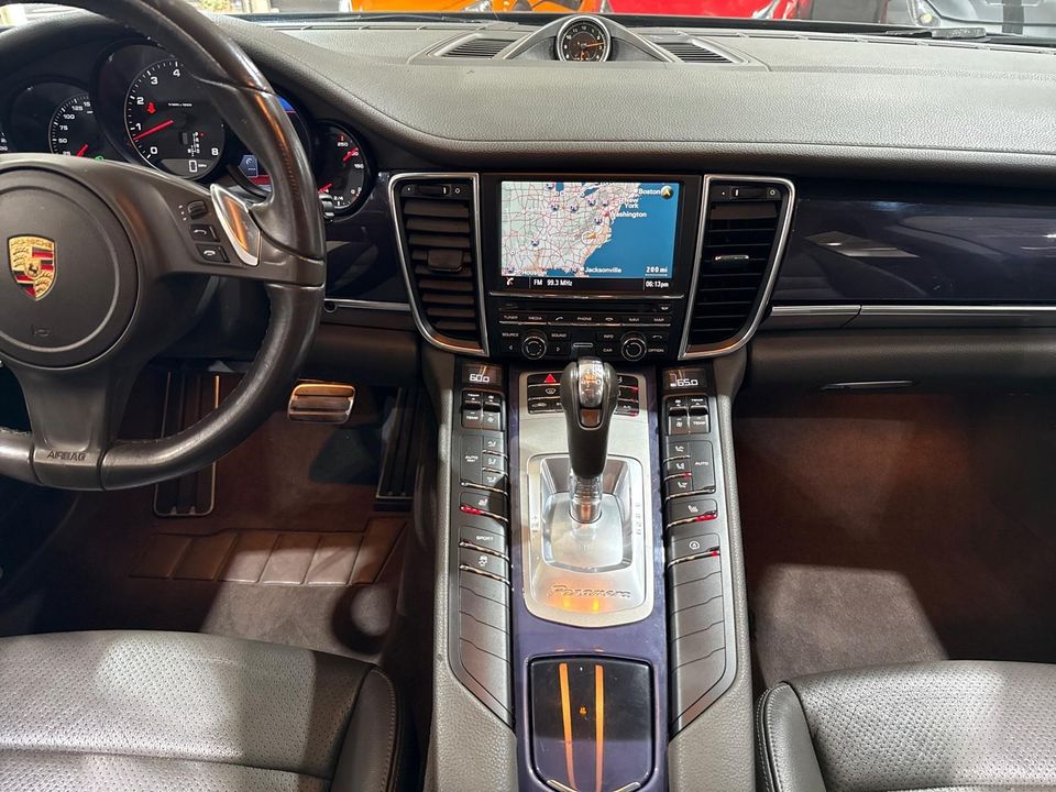 2014 Porsche Panamera