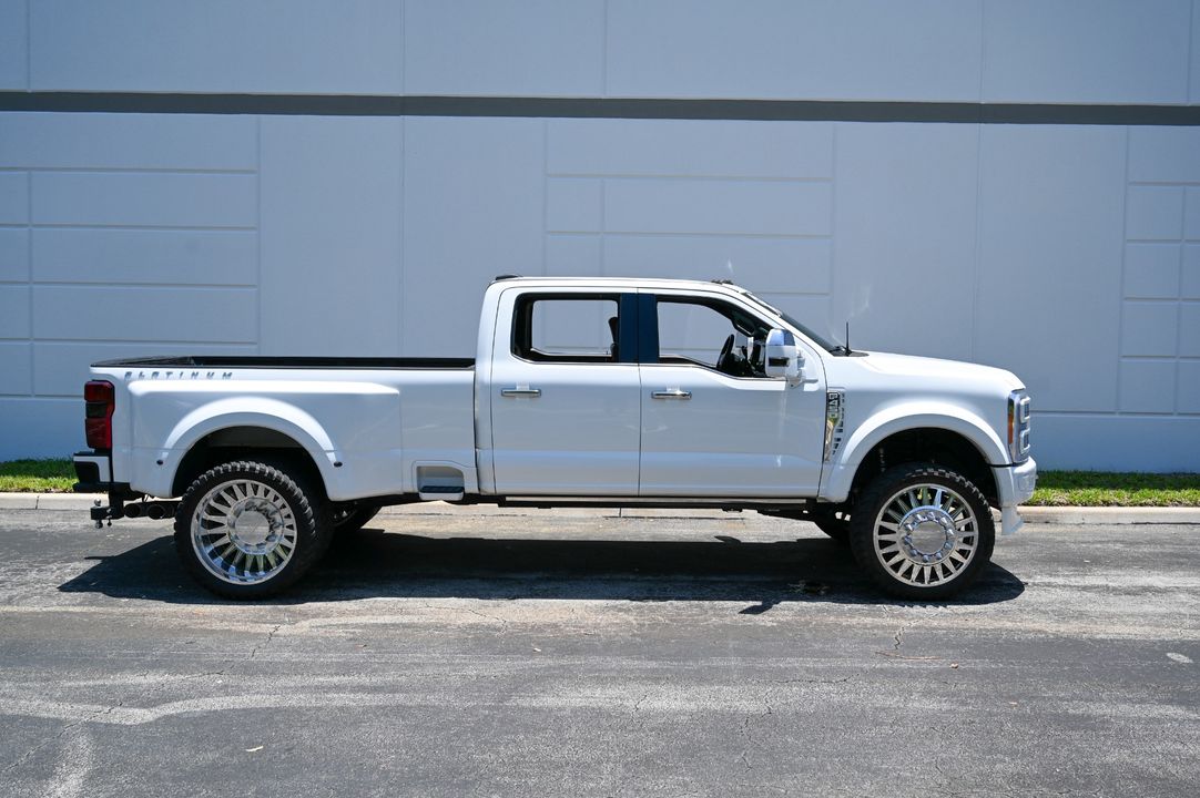 2023 Ford F-450 Super Duty
