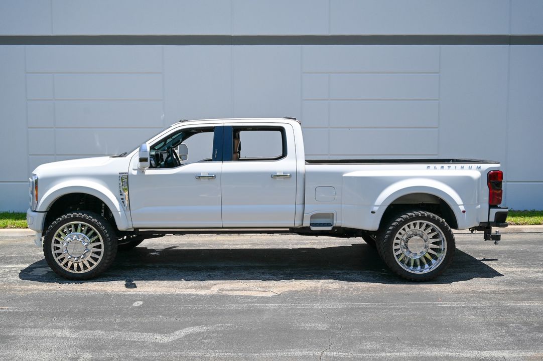2023 Ford F-450 Super Duty