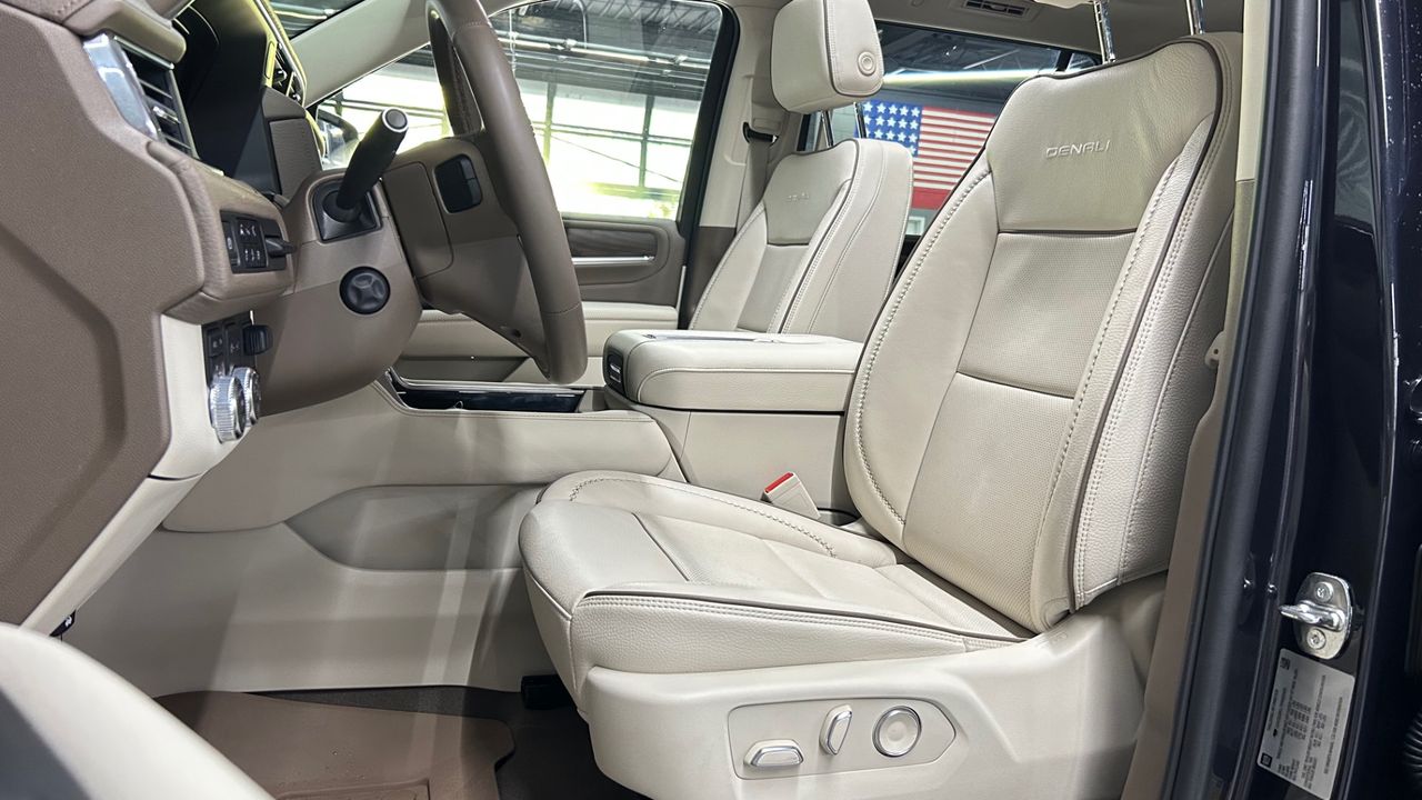 2023 GMC Yukon