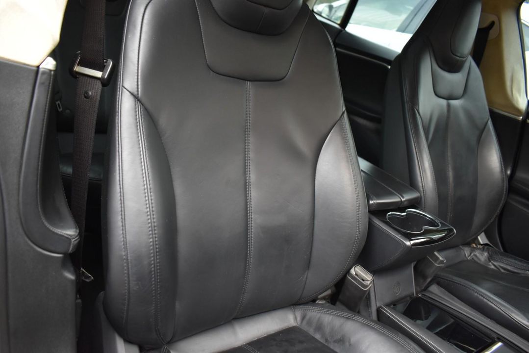 2013 Tesla Model S