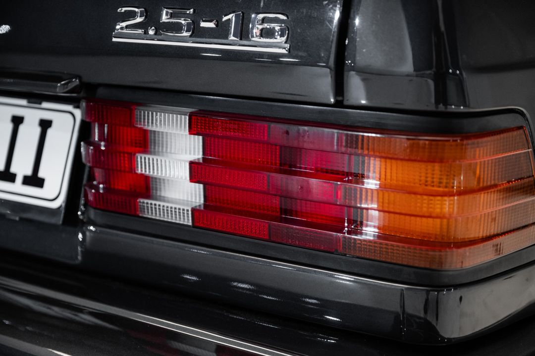 1990 Mercedes-Benz 190E