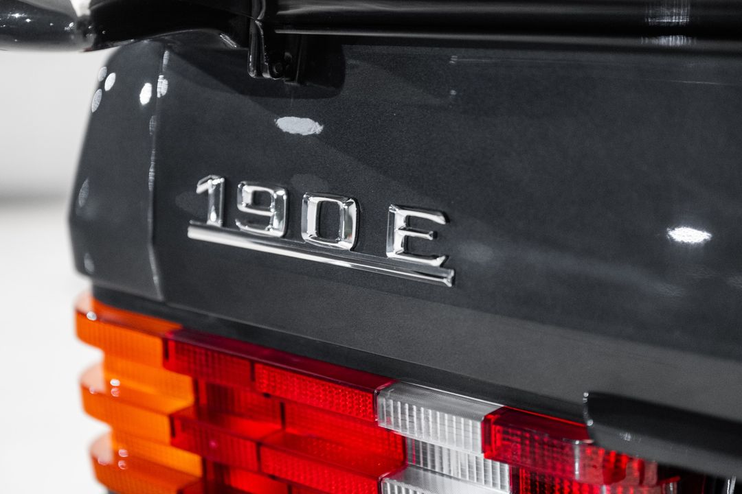 1990 Mercedes-Benz 190E