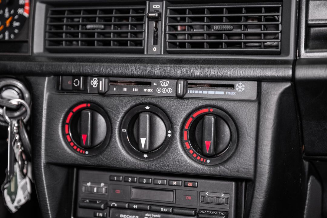 1990 Mercedes-Benz 190E