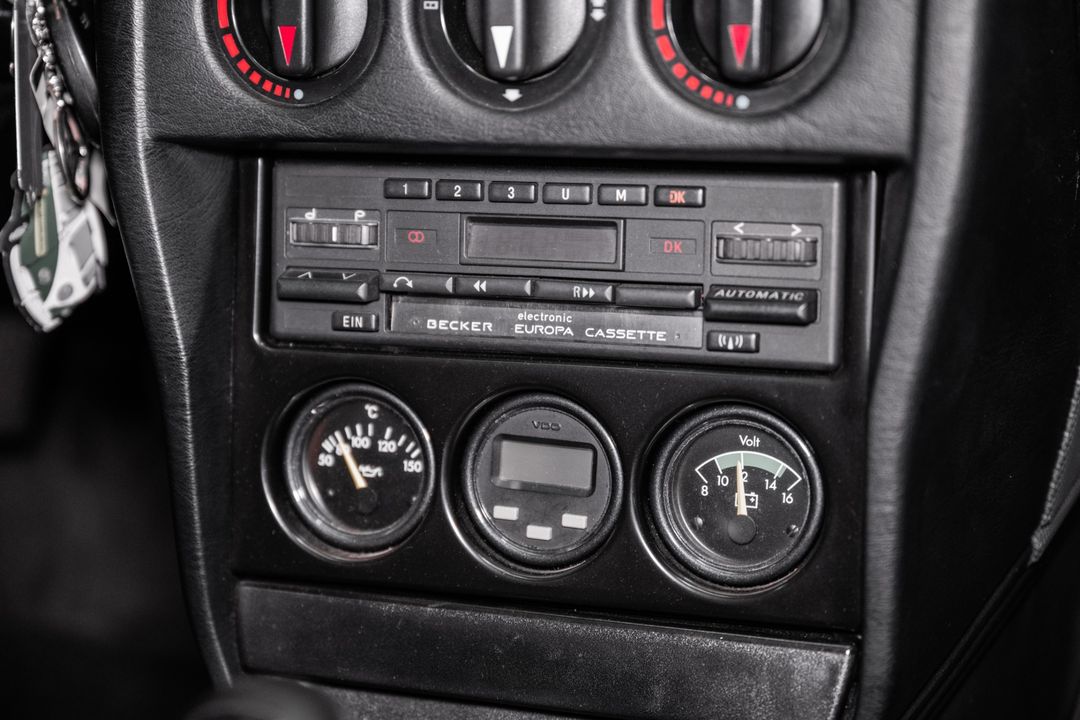 1990 Mercedes-Benz 190E