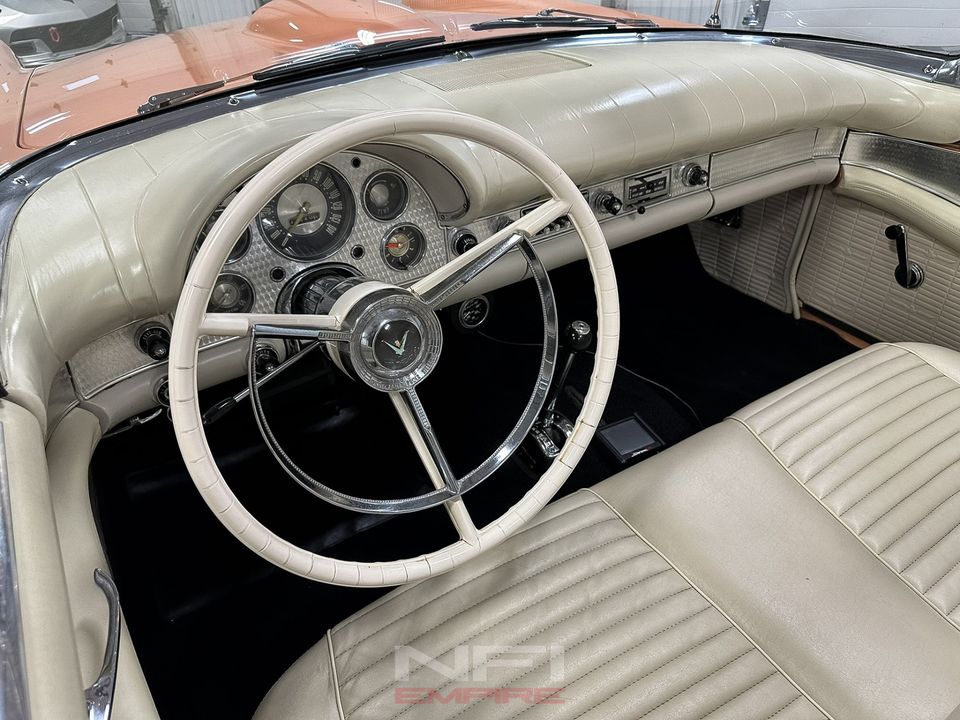 1957 Ford Thunderbird