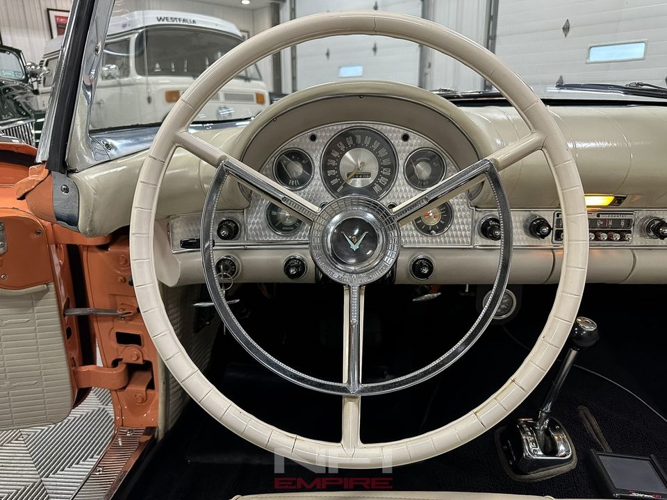 1957 Ford Thunderbird