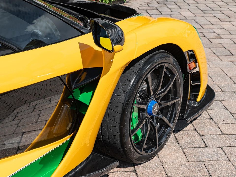 2019 McLaren Senna