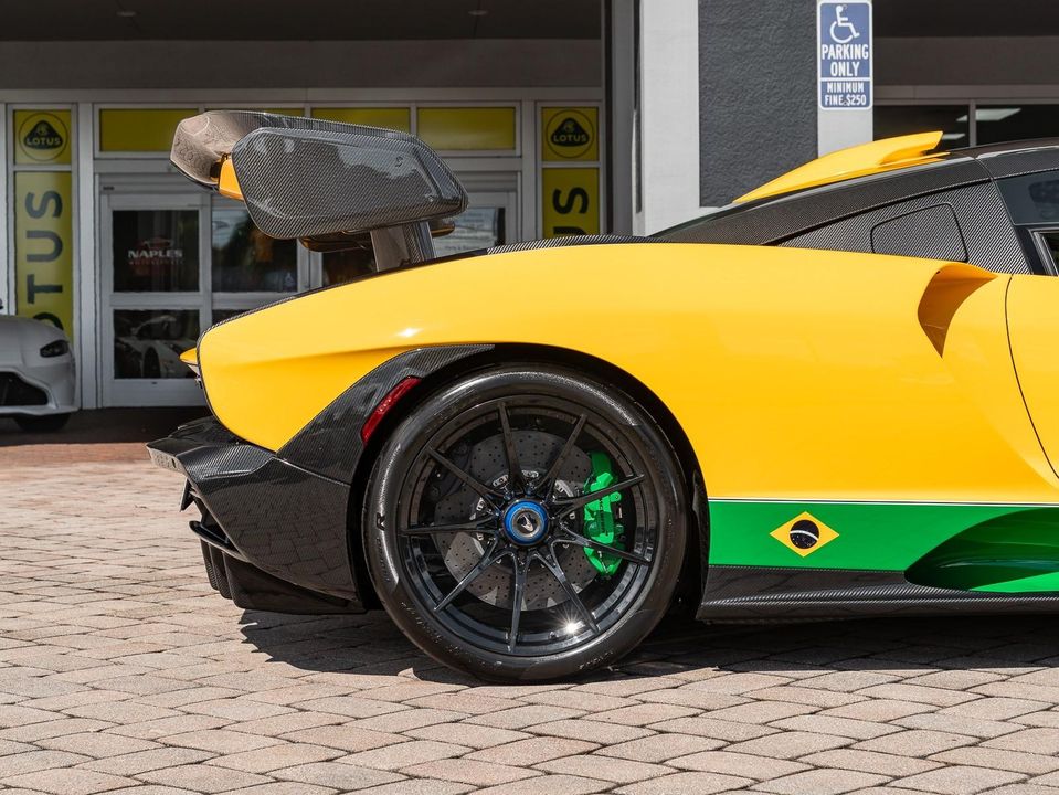 2019 McLaren Senna