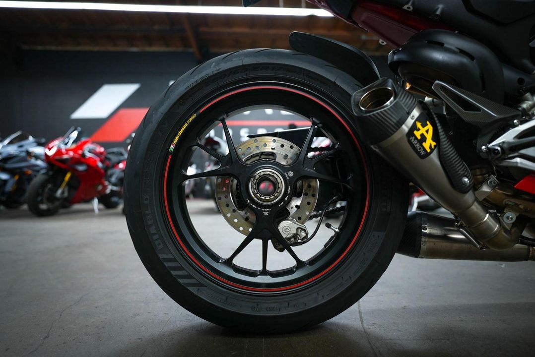 2018 Ducati Panigale V4 S