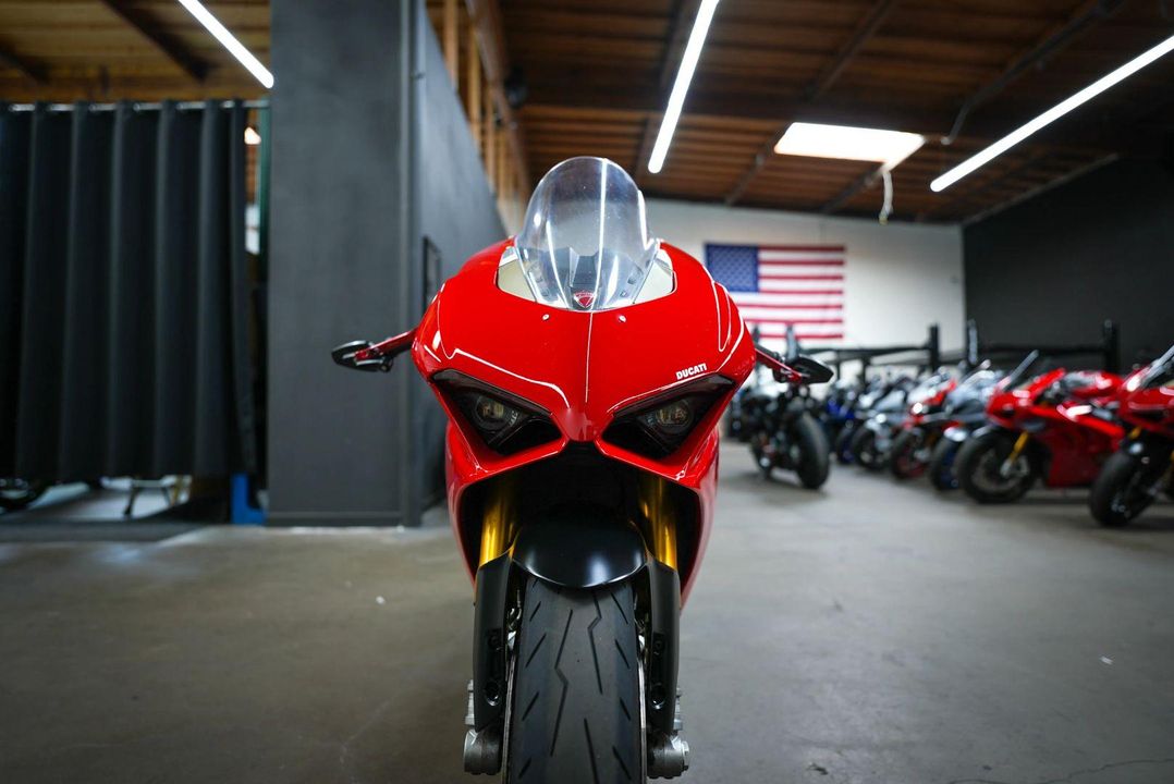 2018 Ducati Panigale V4 S