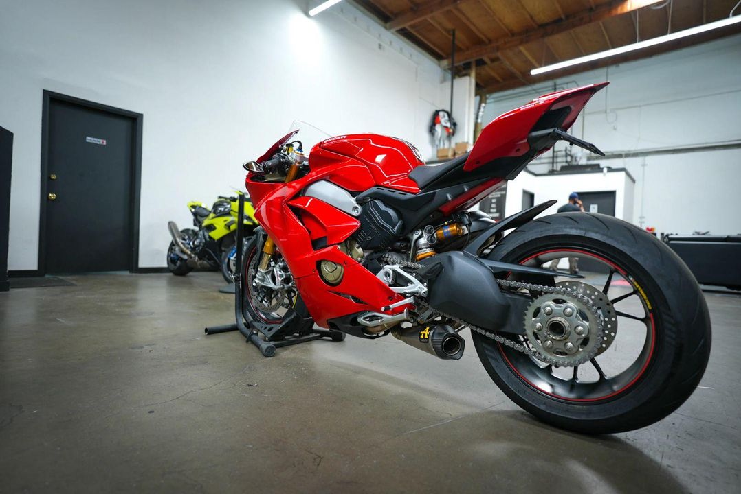 2018 Ducati Panigale V4 S