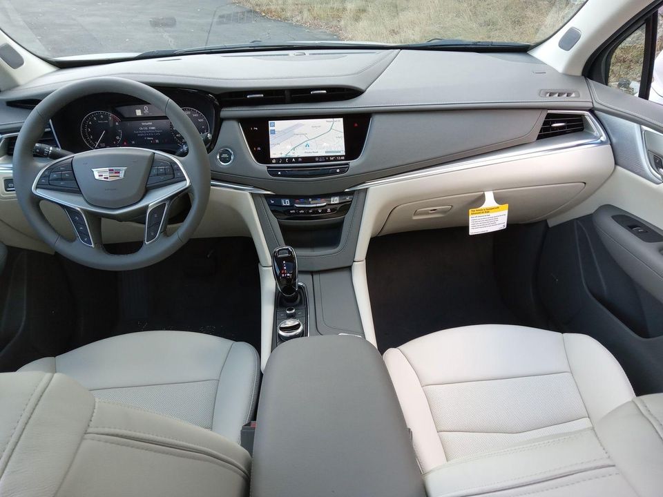 2025 Cadillac XT5