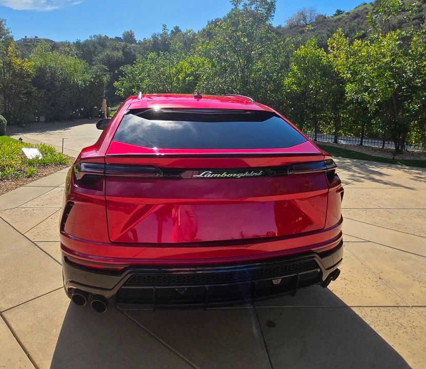 2022 Lamborghini Urus