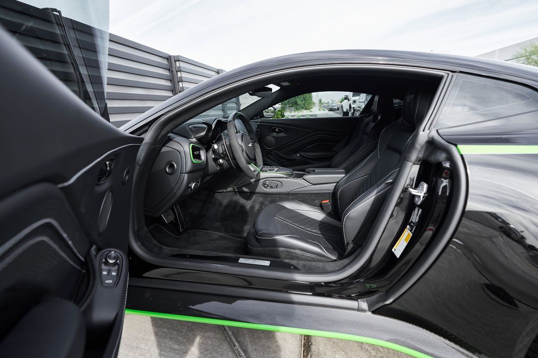 2023 Aston Martin V12 Vantage