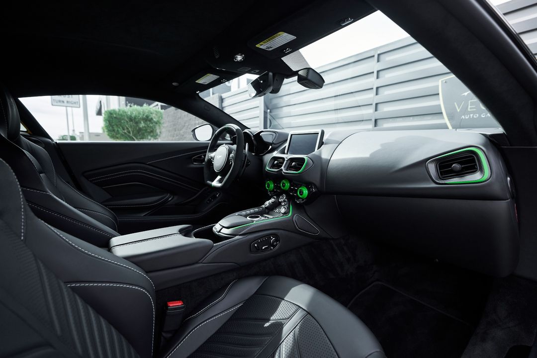 2023 Aston Martin V12 Vantage