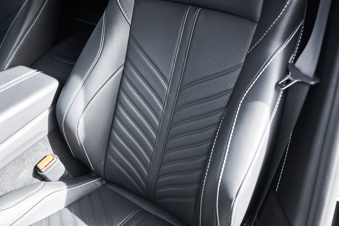 2023 Aston Martin V12 Vantage