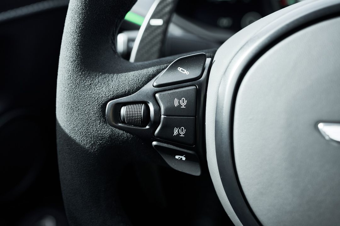 2023 Aston Martin V12 Vantage