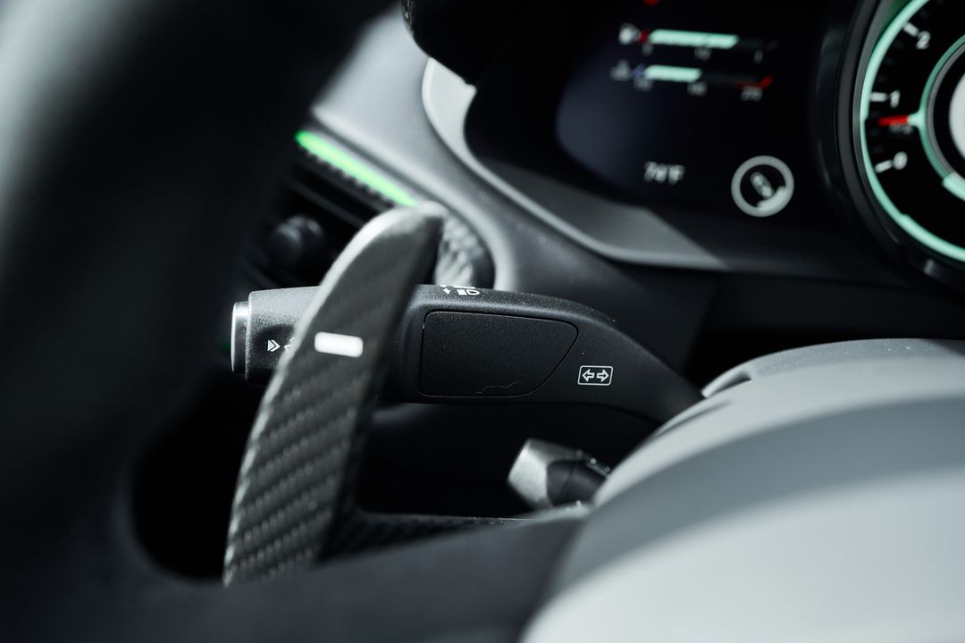 2023 Aston Martin V12 Vantage