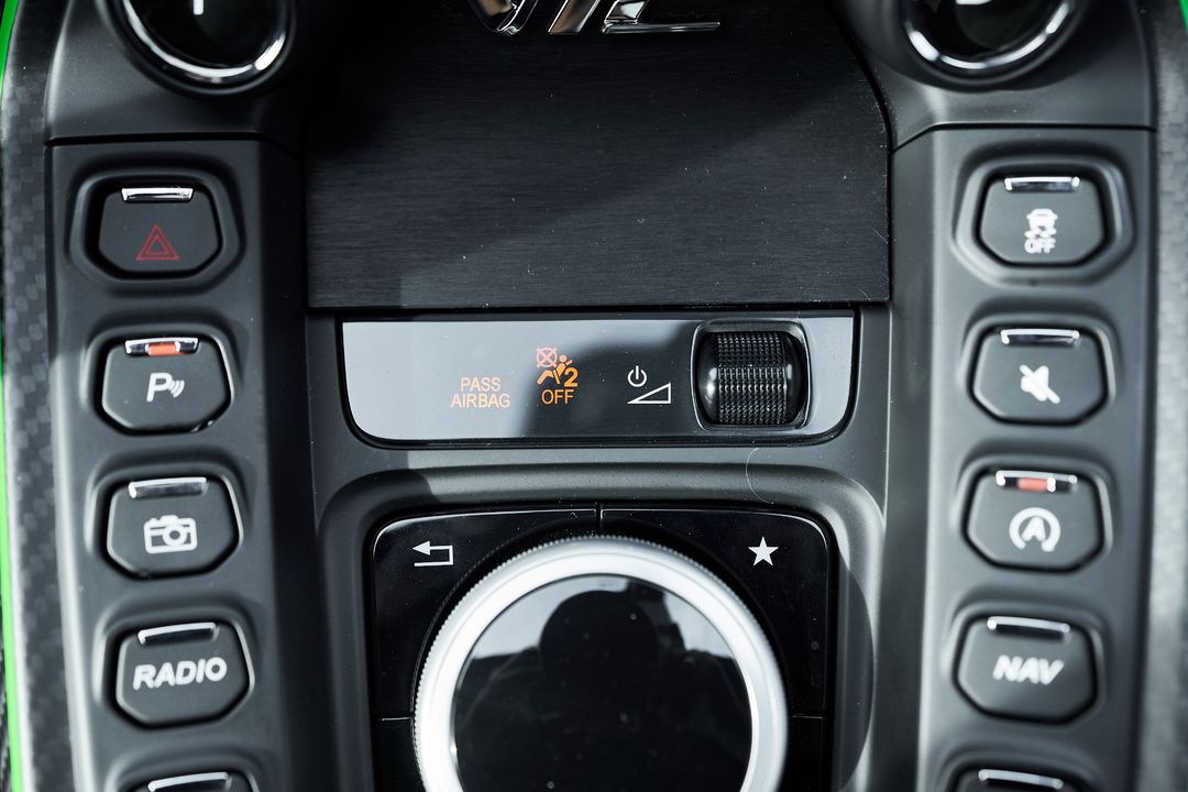 2023 Aston Martin V12 Vantage