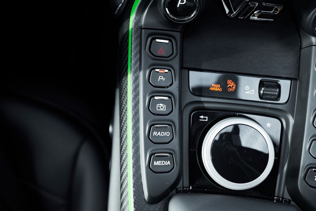 2023 Aston Martin V12 Vantage