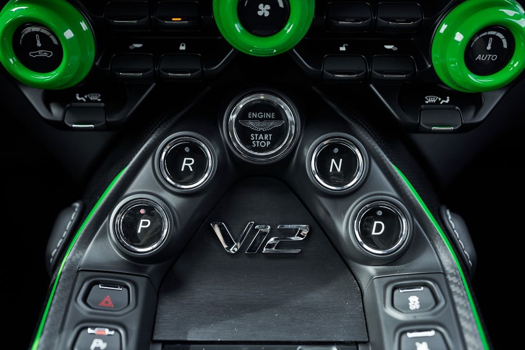 2023 Aston Martin V12 Vantage