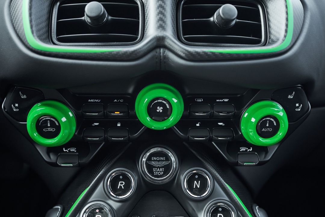 2023 Aston Martin V12 Vantage