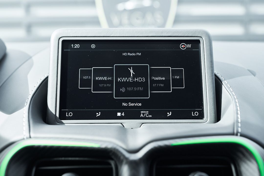 2023 Aston Martin V12 Vantage