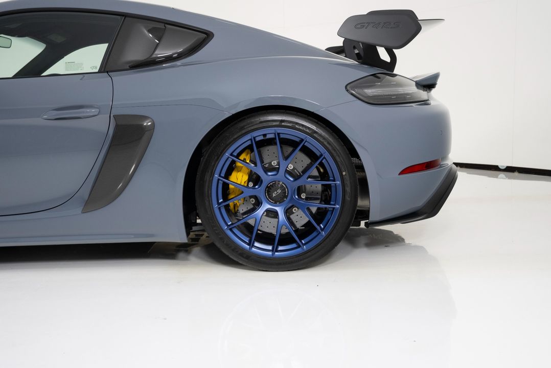 2024 Porsche 718 Cayman