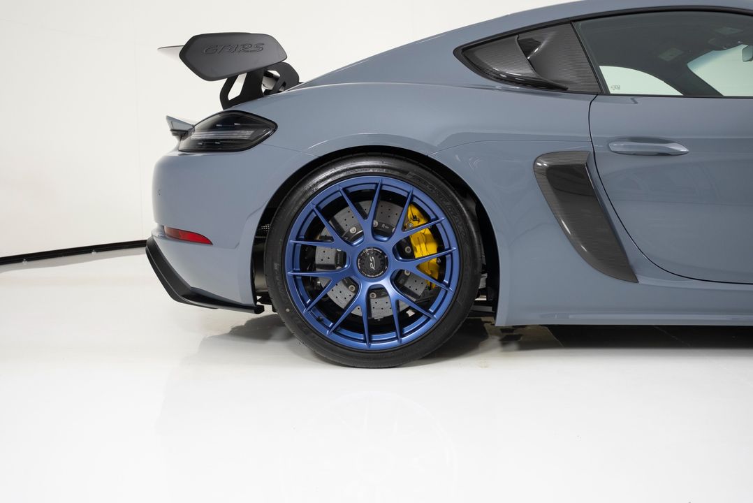 2024 Porsche 718 Cayman