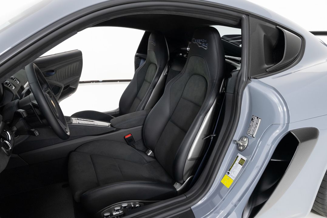 2024 Porsche 718 Cayman