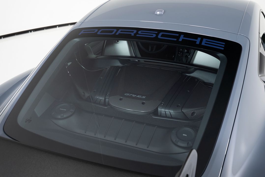 2024 Porsche 718 Cayman